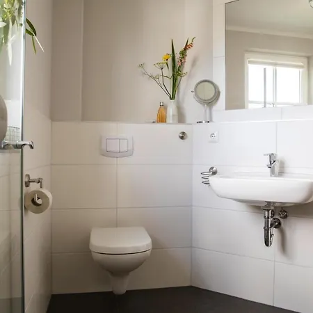 펜션 Luxushaus Boddenkueste Mit Lagune Und Sauna 풀렌도르프